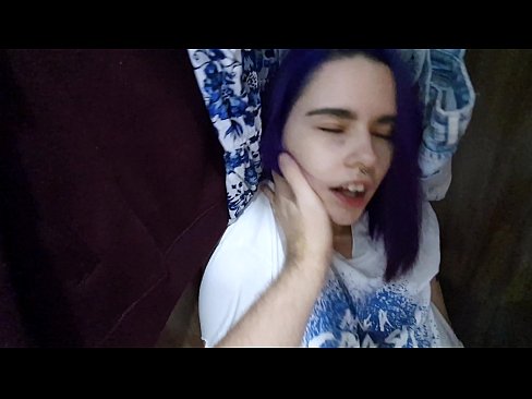 ❤️ Truvò a mo surella in l'armadiu è l'aiutò à cum ❤❌ Video cazzo à co.stroybassein.ru ❌️